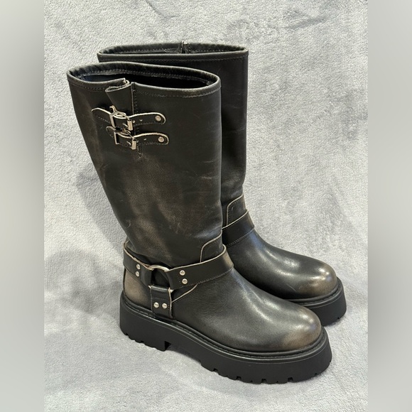 Steve Madden Shoes - Steve Madden Raige Black Distressed Leather Moto Boots Viral Rare Size 9 New